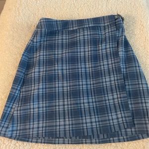 Beautiful baby blue plaid mini skirt! Brandy Melville